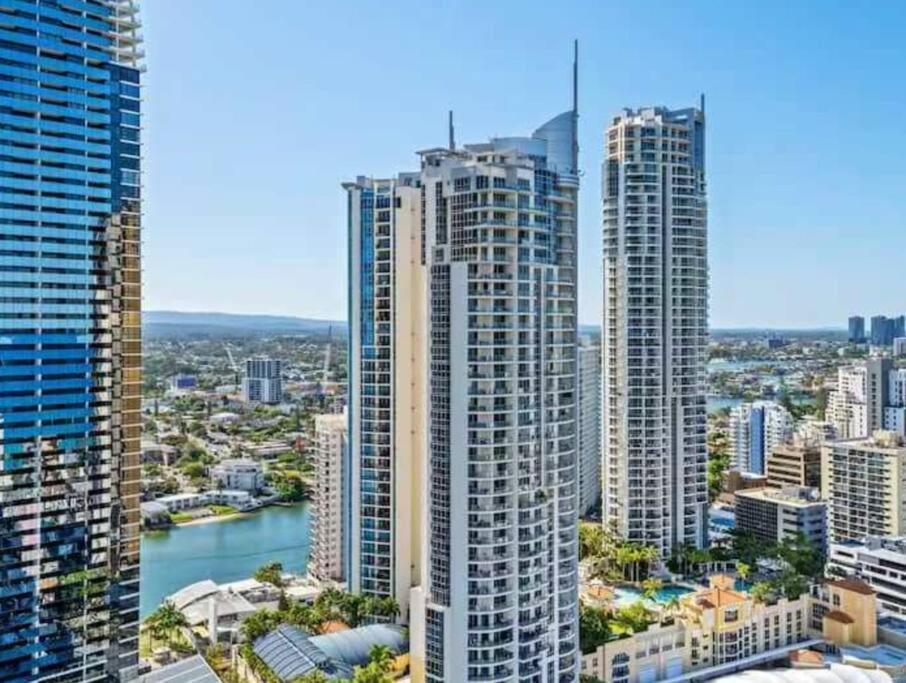 Apartment Paradise Lights - Privately Managed Luxury On Hilton Surfers Paradise Free Carpark Gold Coast