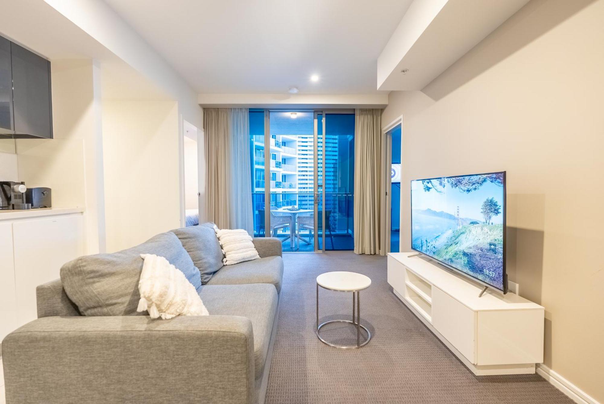 Apartment Paradise Lights - Privately Managed Luxury On Hilton Surfers Paradise Free Carpark Gold Coast